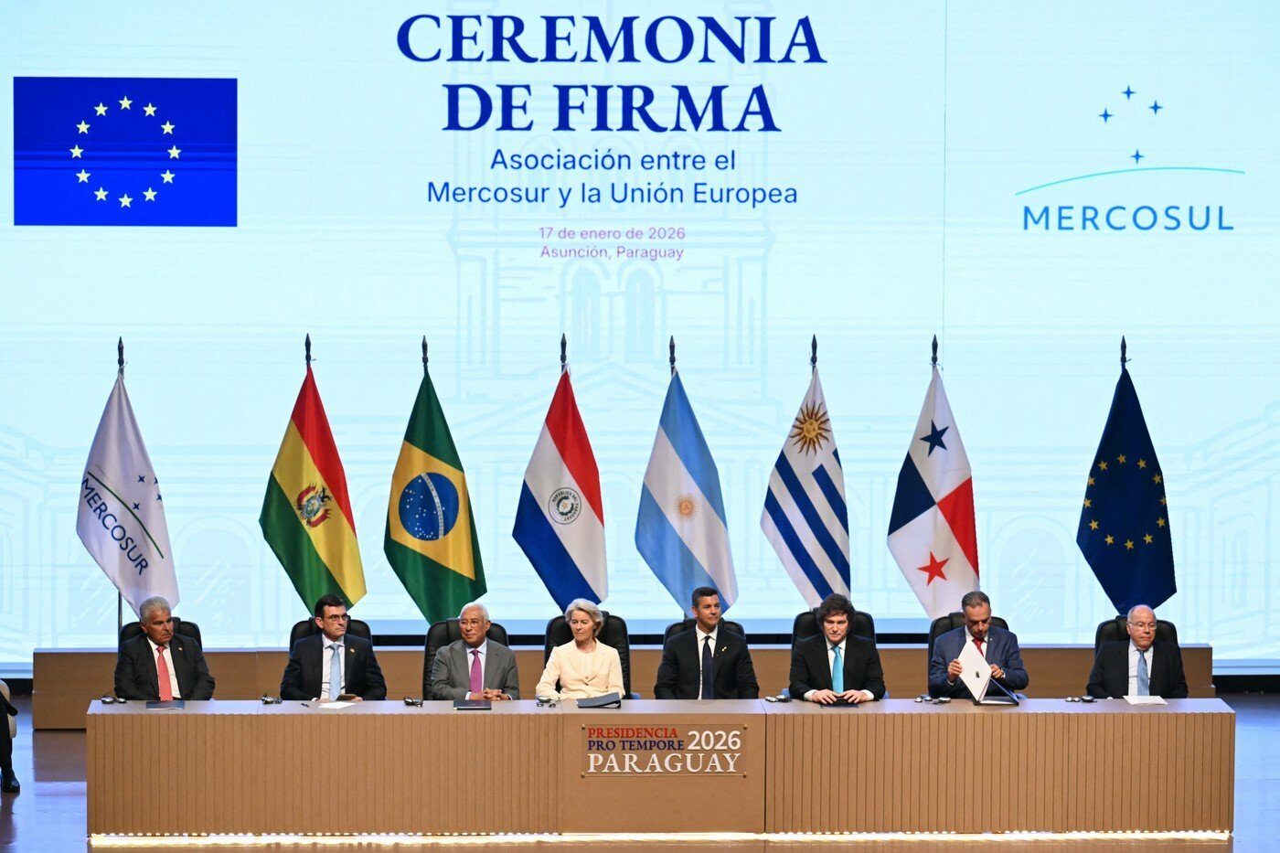 În ritm alert pentru finalizarea acordului comercial între UE și Mercosur În timp ce negocierea unui pact comercial istoric între Uniunea Europeană și blocul sud-american Mercosur pare să fi atins un moment crucial, liderii europeni manifestă o dorință clară de a avansa cu aceste discuții, considerând că finalizarea acordului trebuie să fie prioritară