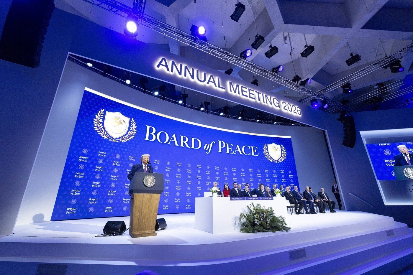 Prima Reuniune a Consiliului Păcii, un Pas Spre Stabilizare în Zonele Conflictuale Pe 19 februarie, Washingtonul va găzdui prima reuniune oficială a Consiliului Păcii, o inițiativă lansată de președintele Donald Trump cu scopul explicit de a contribui la stabilizarea regiunilor afectate de conflicte și de a promova o pace durabilă