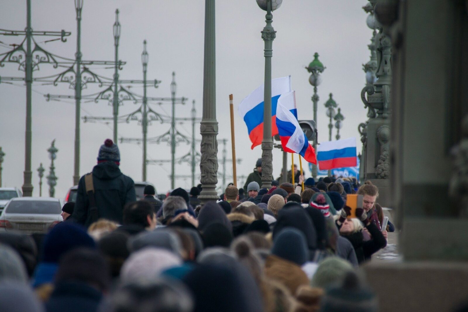 Ministerul rus de Externe recomandă cetățenilor ruși să evite călătoriile în Republica Moldova din cauza creșterii cazurilor de discriminare Situație tensionată între Rusia și Republica Moldova devine tot mai complicată, după ce Ministerul rus de Externe a emis vineri un avertisment oficial, sugerând cetățenilor ruși să evite deplasările în această țară