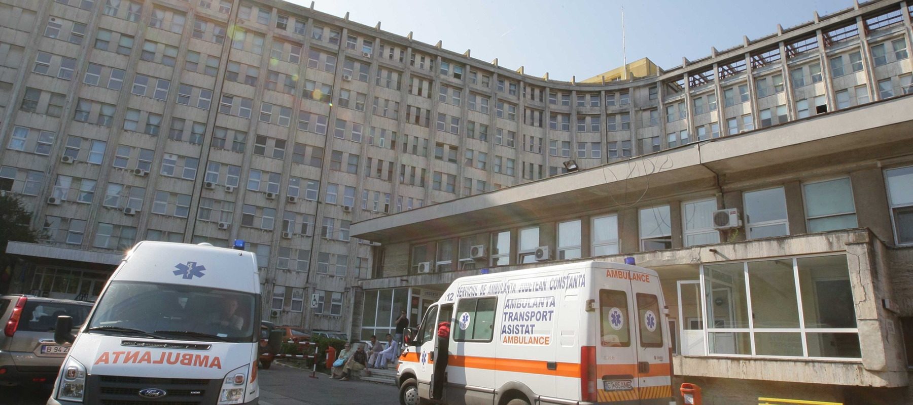 spital-smurd-spitalul-judetean-constanta-urgente2-ambulante.jpg