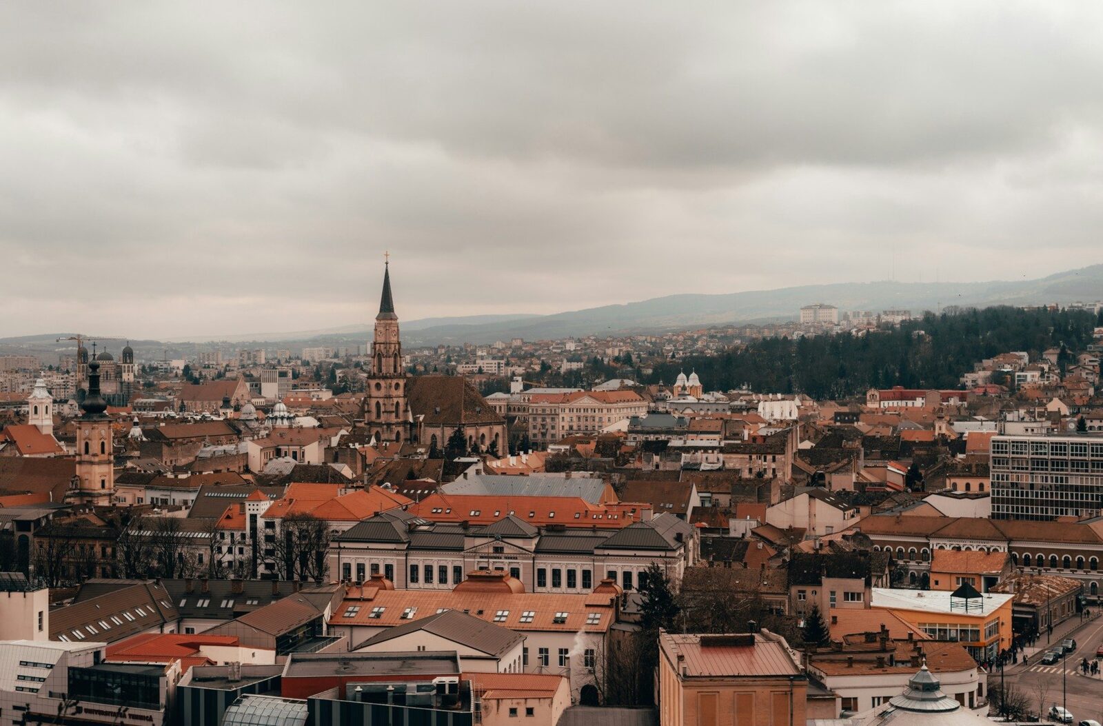 Impozitele pe locuințe în marile orașe ale României, creșteri și cele mai scumpe zone în 2026