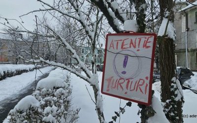 „Căderea țurțurilor reprezintă un pericol real și poate duce la accidente grave”. Avertismentul IGSU