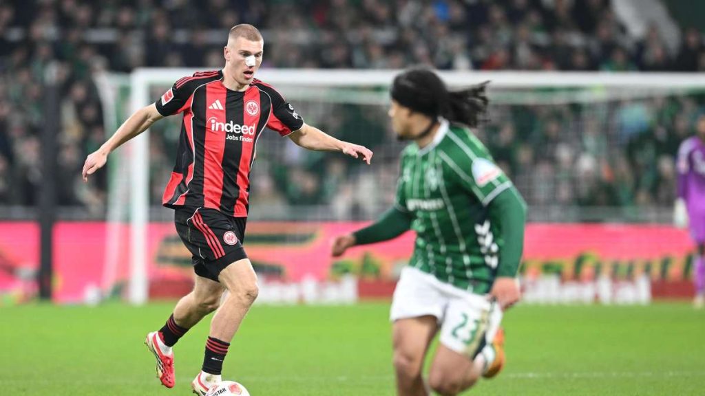 Knauff rettet die Eintracht in letzter Sekunde