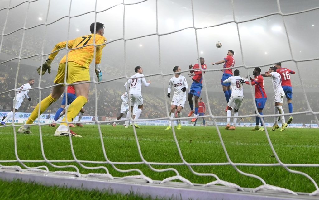 „E foarte greu, trebuie să înveți limba”