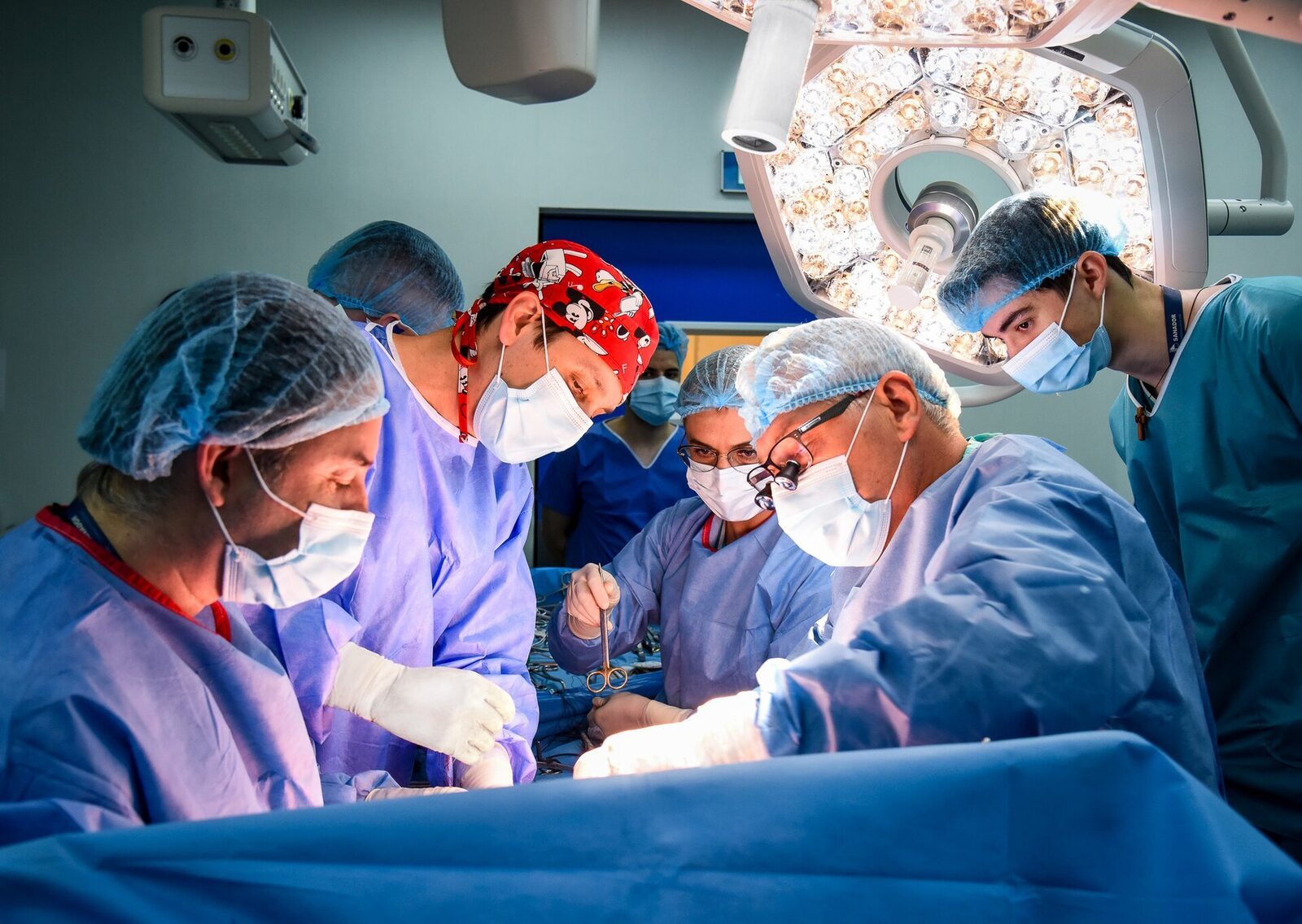 Sanador, o emblemă amedicinei românești, marchează 25 de ani de când a devenit un pilon esențial în sistemul de sănătate din România