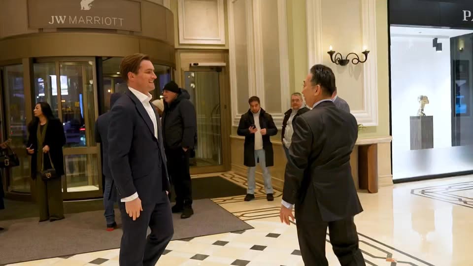 Președintele participă la recepția de Ziua de Naștere a Majestății Sale Regelui Carl al XVI-lea Gustav al Suediei