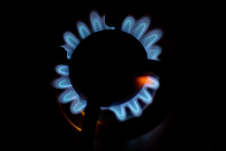 Ministrul Energiei: Prețurile la gaze nu vor crește, românii nu le mai pot suporta