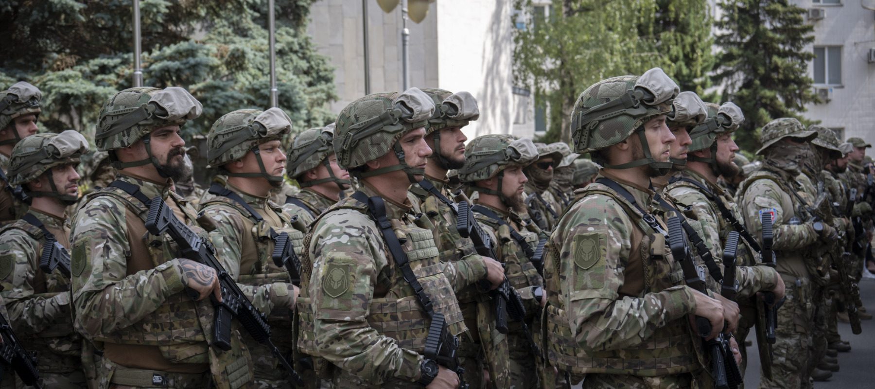 Două atacuri asupra patrulelor ucrainene de recrutare, în plină etapă de mobilizare națională În ultimele ore, regiunile ucraine­ne Luțk și Dnipropetrovsk au fost scena unor incidente grave, după ce au avut loc două atacuri asupra patrulelor de recrutare a armatei