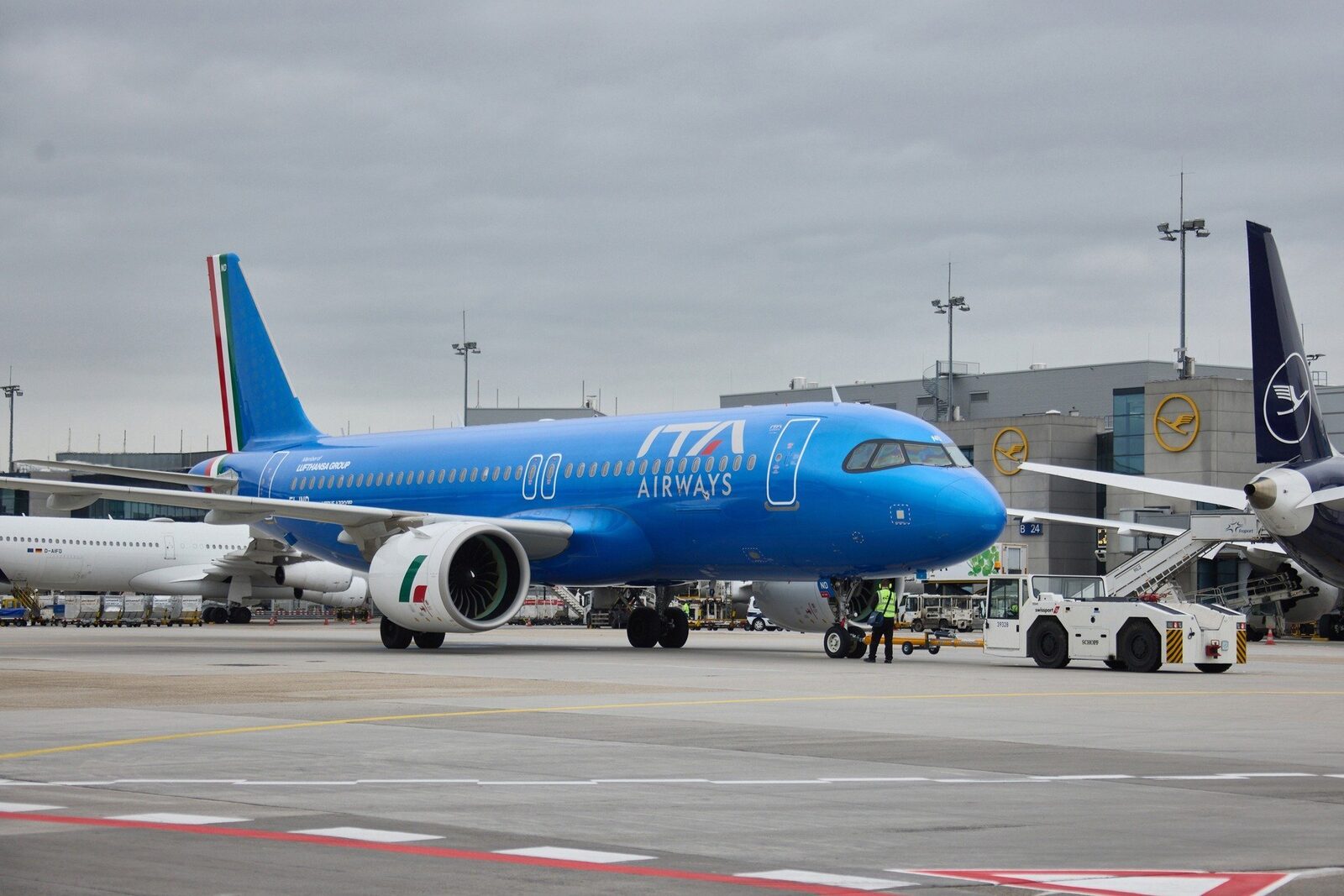 Atenție la călătorii spre Italia în februarie: greve naționale anunțate pentru transportul aerian și feroviar Călătorii care intenționează să plece spre Italia în această lună trebuie să fie pregătiți pentru perturbații serioase în serviciile de transport