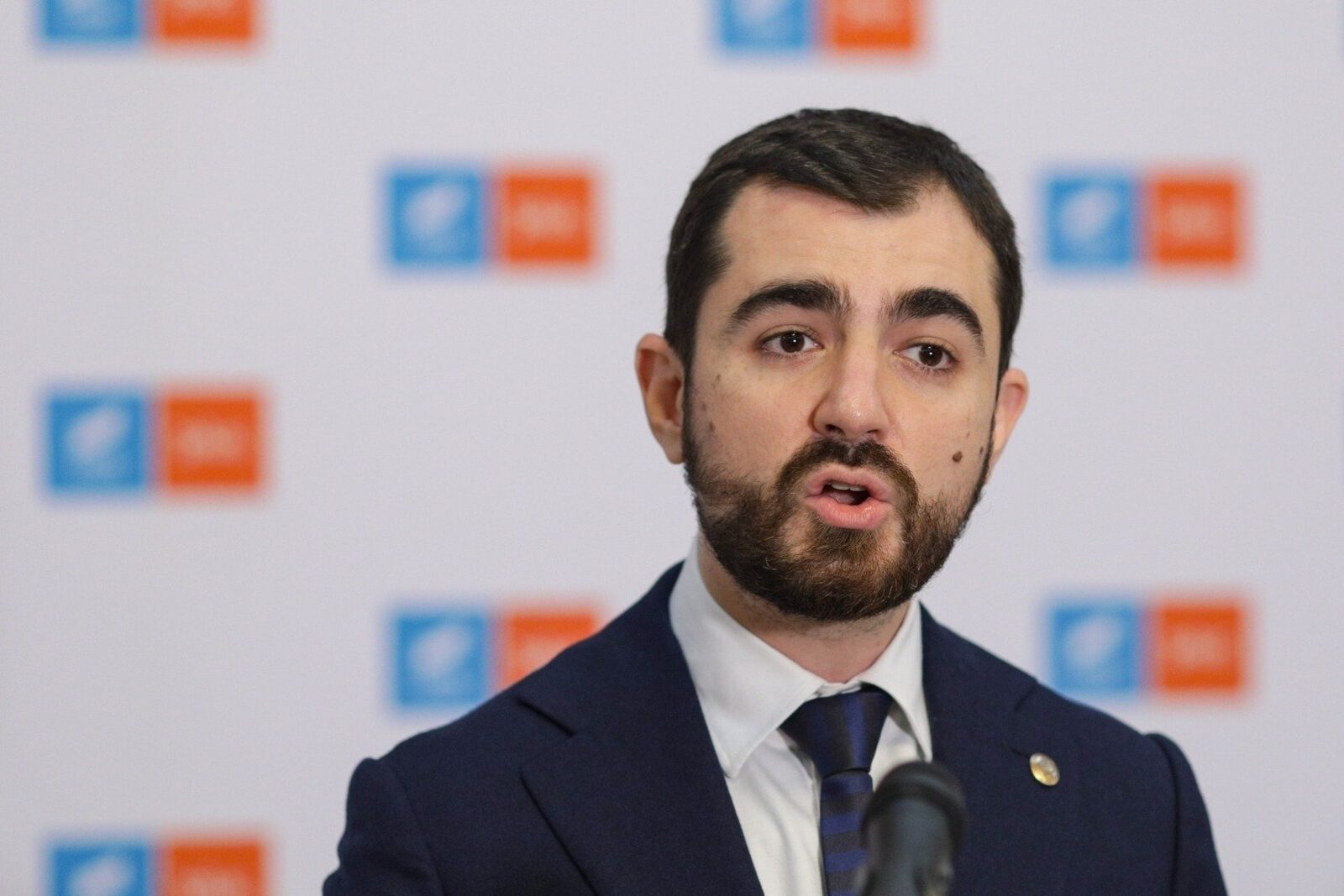 România a intrat oficial în recesiune, dar vinovăția nu trebuie atribuită exclusiv guvernului sau premierului Ilie Bolojan, susține fostul ministru al Economiei, deputatul USR Claudiu Năsui