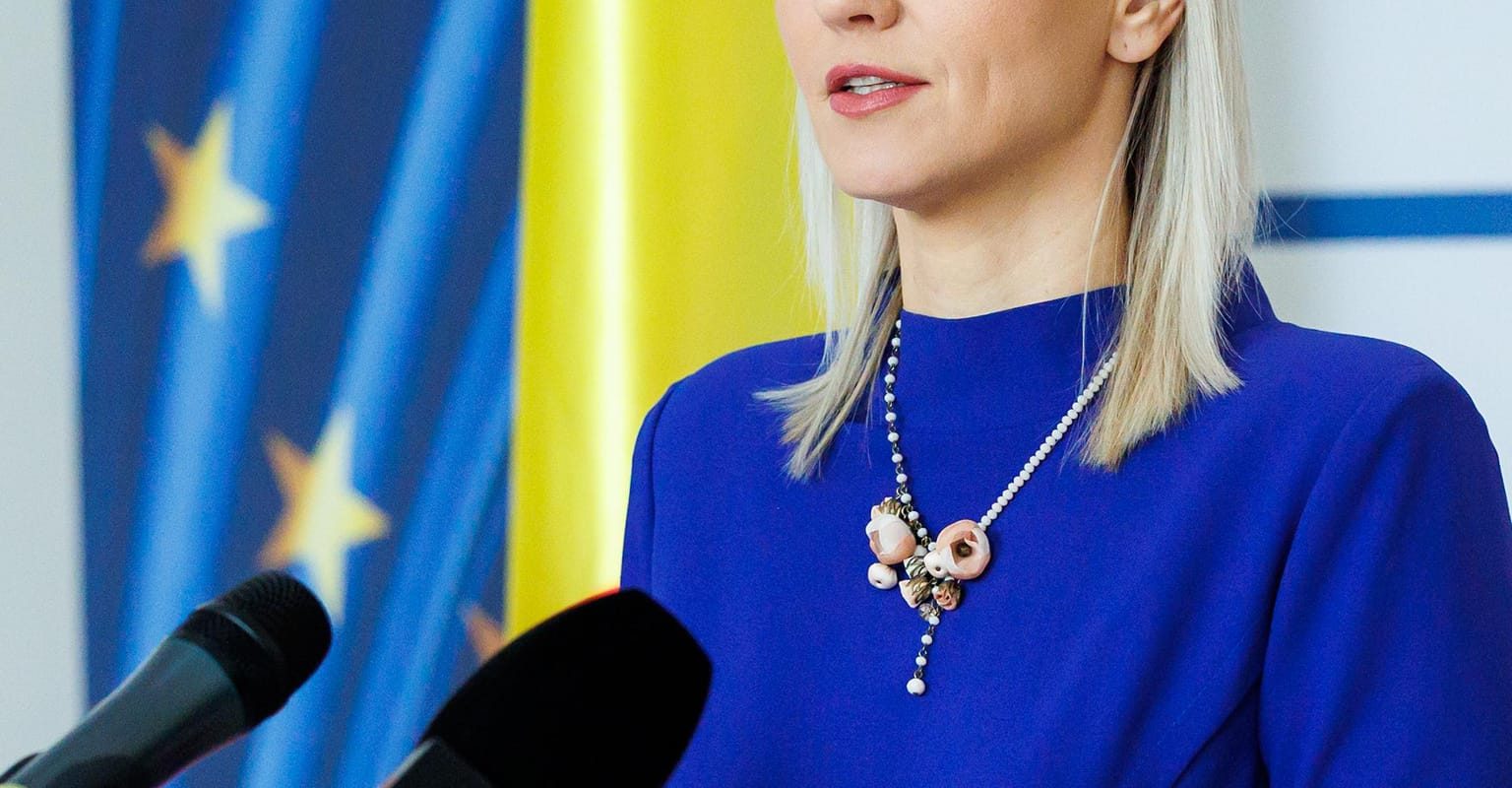 Criză de apă în Argeș: Alina Gorghiu solicită demisia prefecței