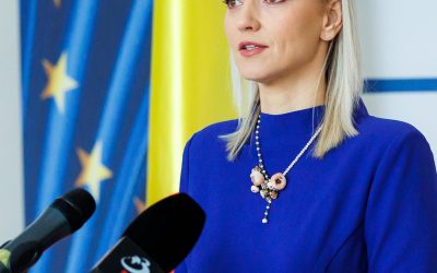 Criză de apă în Argeș: Alina Gorghiu solicită demisia prefecței