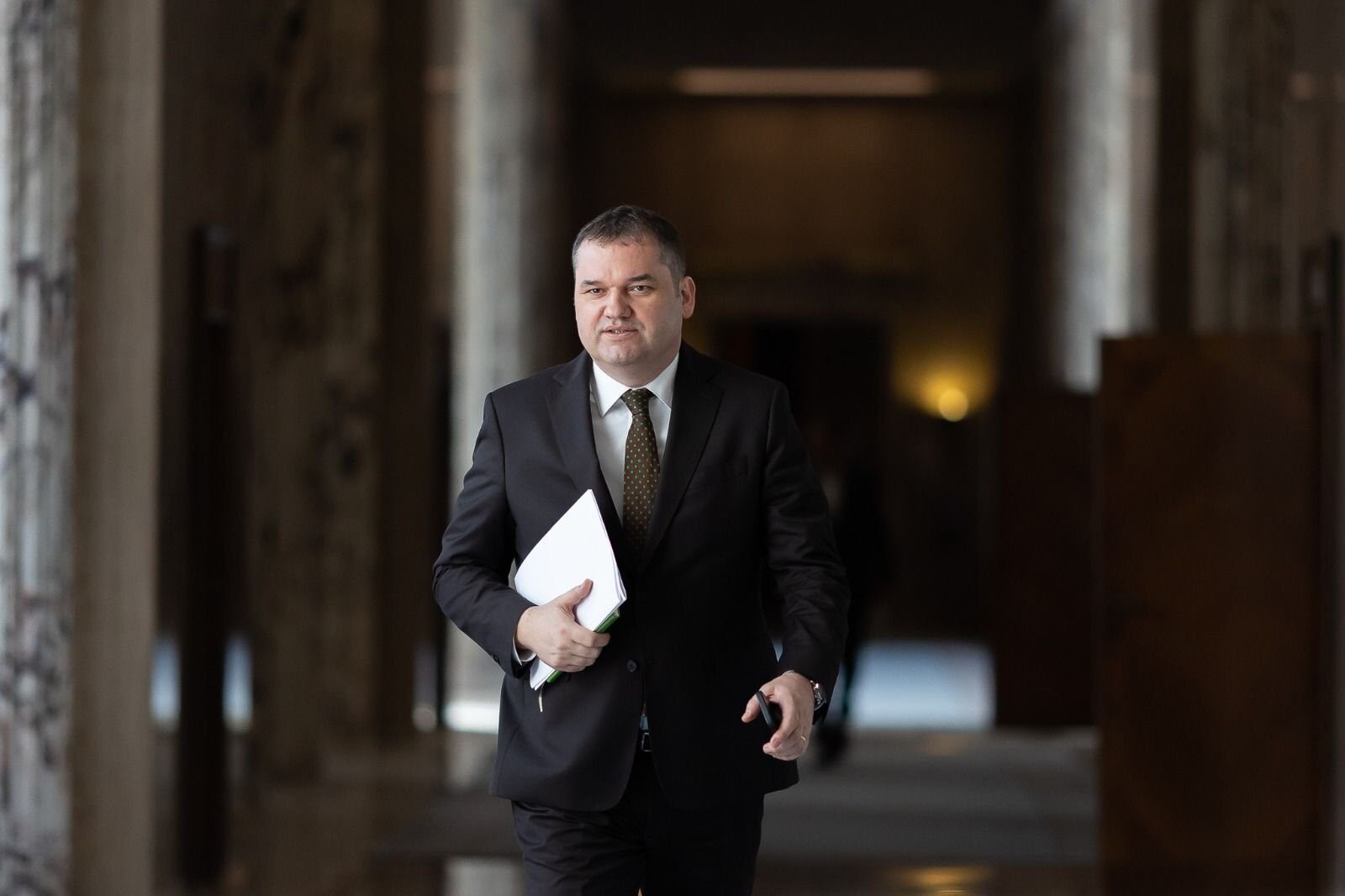 Modificări de anvergură se preconizează în administraţia publică, o serie de prevederi noi urmând să fie aplicate în sistemul funcţiilor publice de conducere