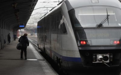 Incident în Gara de Nord din București. Un vagon al unui tren CFR Călători a deraiat, circulația este blocată