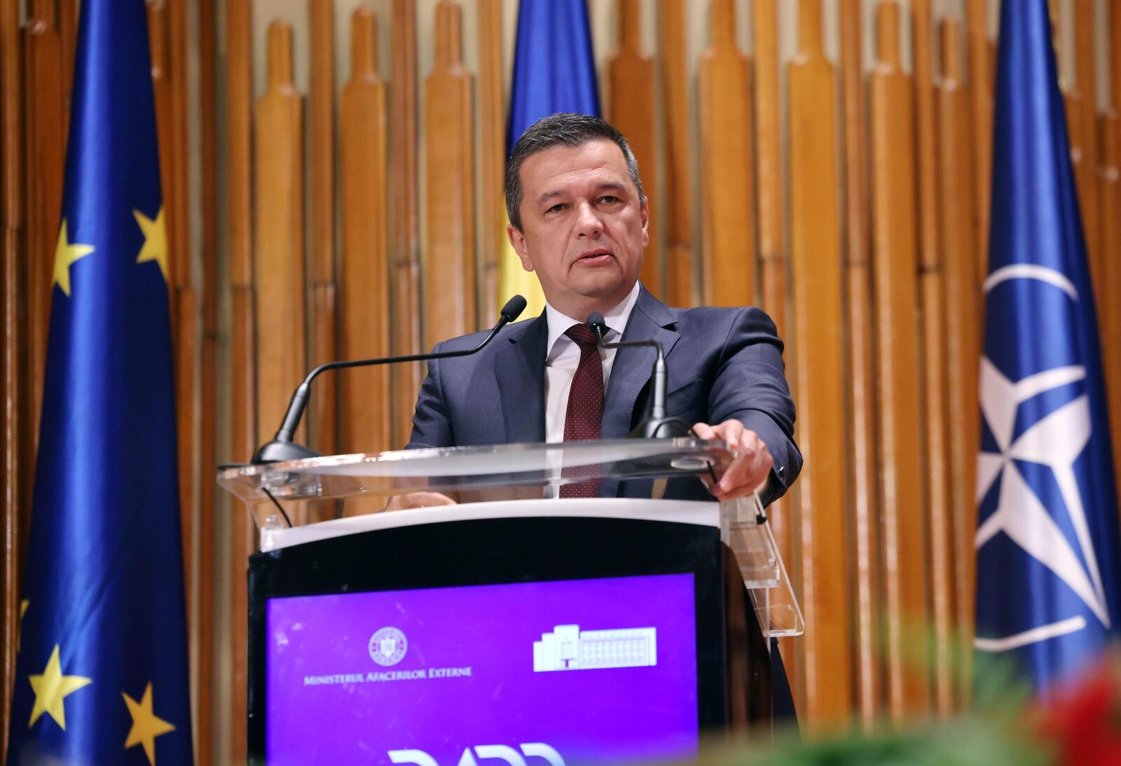 Grindeanu despre relația cu Bolojan: „Ne lipsesc inimioarele pe WhatsApp”
