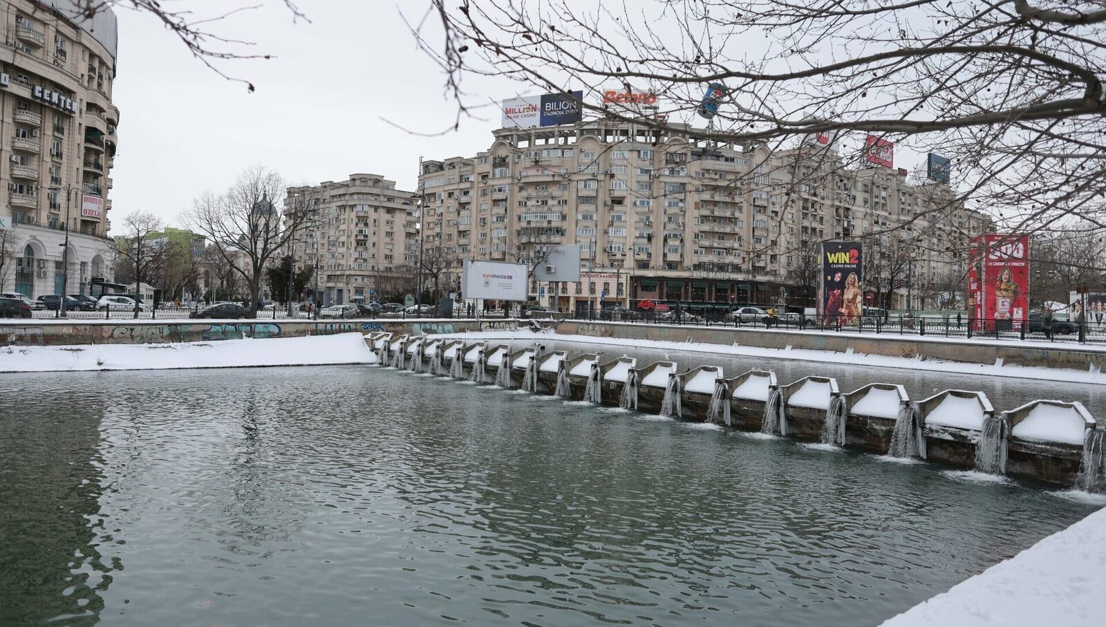 Vremea în București urmează să se schimbe semnificativ în următoarele zile, după o săptămână marcata de temperaturi în pluviometrie și vreme iernatică prietenoasă cu zăpada