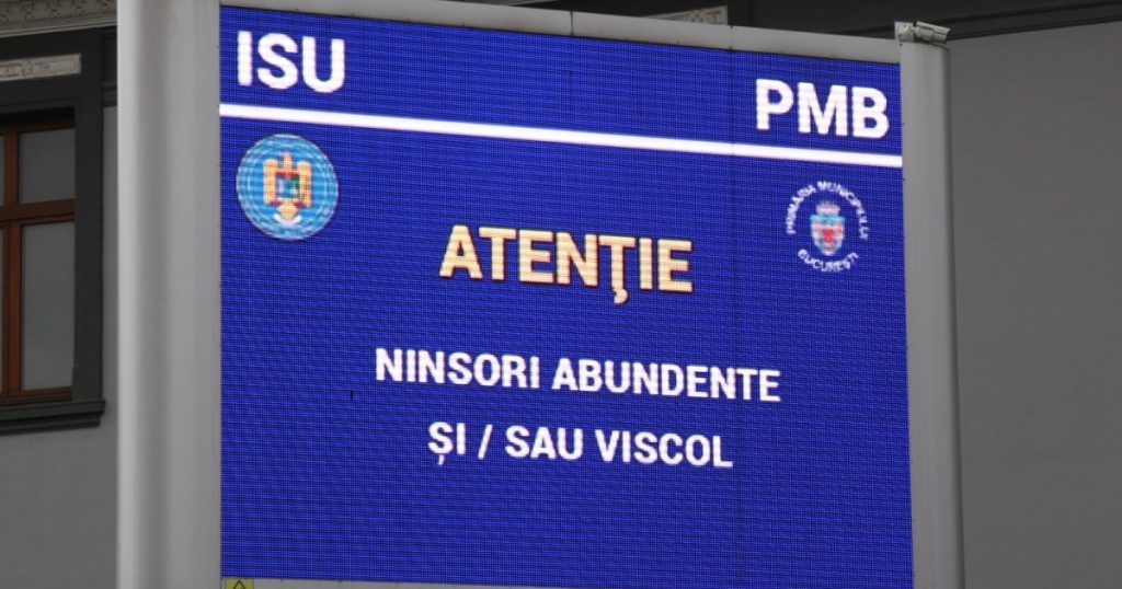 Recomandările ISU după Codul portocaliu de ninsori emis de meteorologi. Raed Arafat anunță evacuări și drumuri închise preventiv