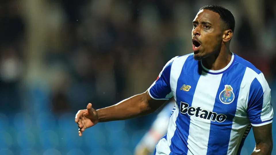 Pablo Rosario justifica derrota: "Este relvado não é digno de I Liga..."