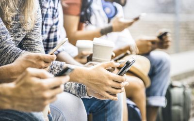 Românii și-au portat peste 1,4 milioane numere de mobil anul trecut. Una dintre rețele a strâns mai mulți clienți decât toate celelalte la un loc