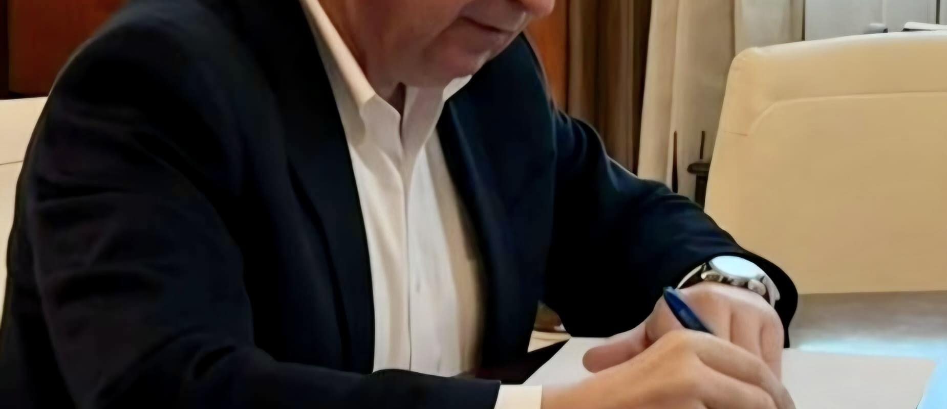 Reforma în administrație: Ordonanța Bolojan, spre publicare în Monitorul Oficial