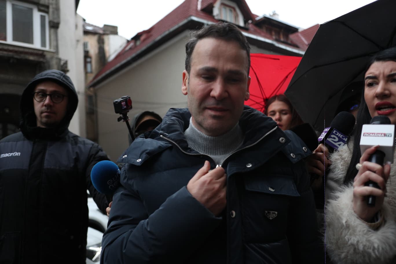 Tribunalul București a dispus joi revocarea măsurii controlului judiciar impusă primarului Sectorului 3, Robert Negoiță, decizie ce încheie formal procedurile penale în care era implicat și îi permite edilului să revină în funcția de primar