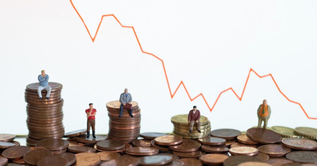 România a intrat în recesiune tehnică. Adrian Codirlașu: „Economia nu merge bine. Va fi greu de ieșit din această situație”