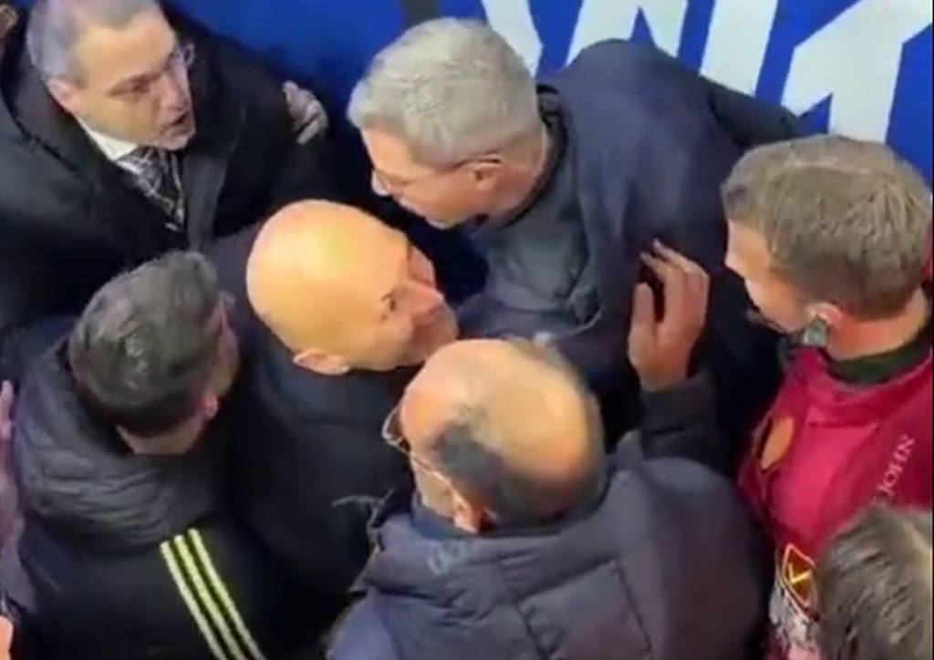 Scene reprobabile la Milano! Oficialii lui Juventus „au tăbărât” pe arbitrul Federico La Penna: „Ai distrus meciul!”