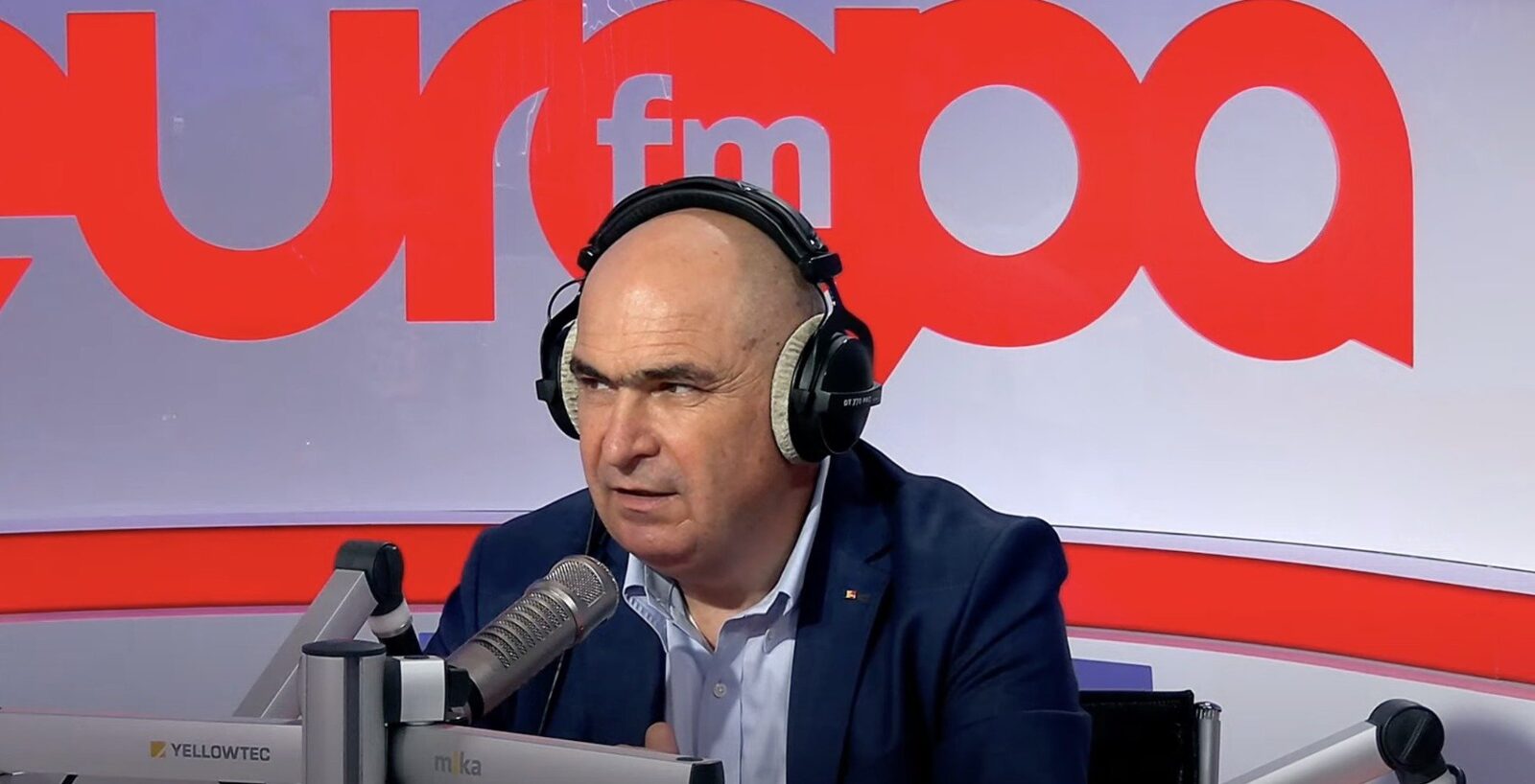 Premierul Bolojan, discuție în direct la Europa FM
