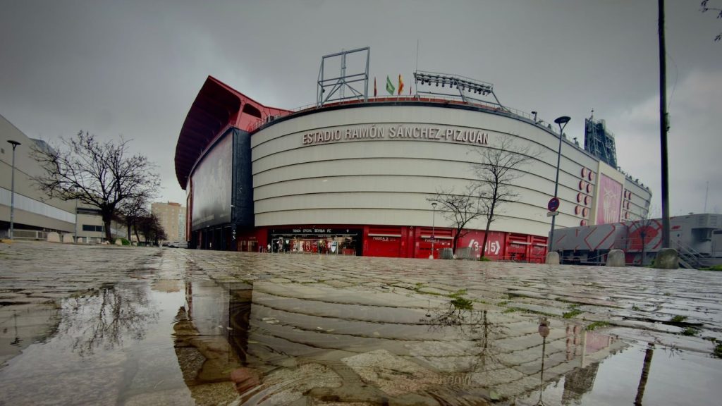 Suspendido el Sevilla-Girona; se juega este domingo a las 16:15