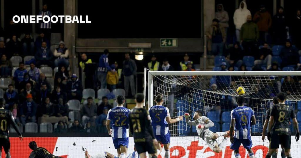 😯 Thiago Silva marca contra, e FC Porto perde a primeira em Portugal