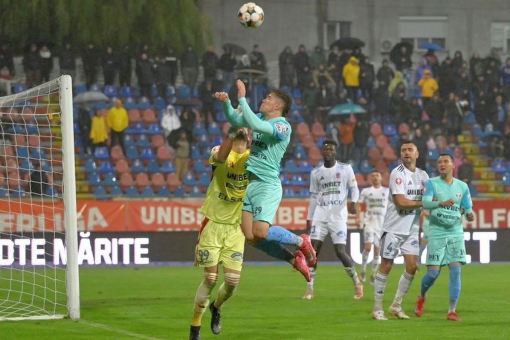 LIVE UTA - FC Botoșani, meci încins în zona play-off