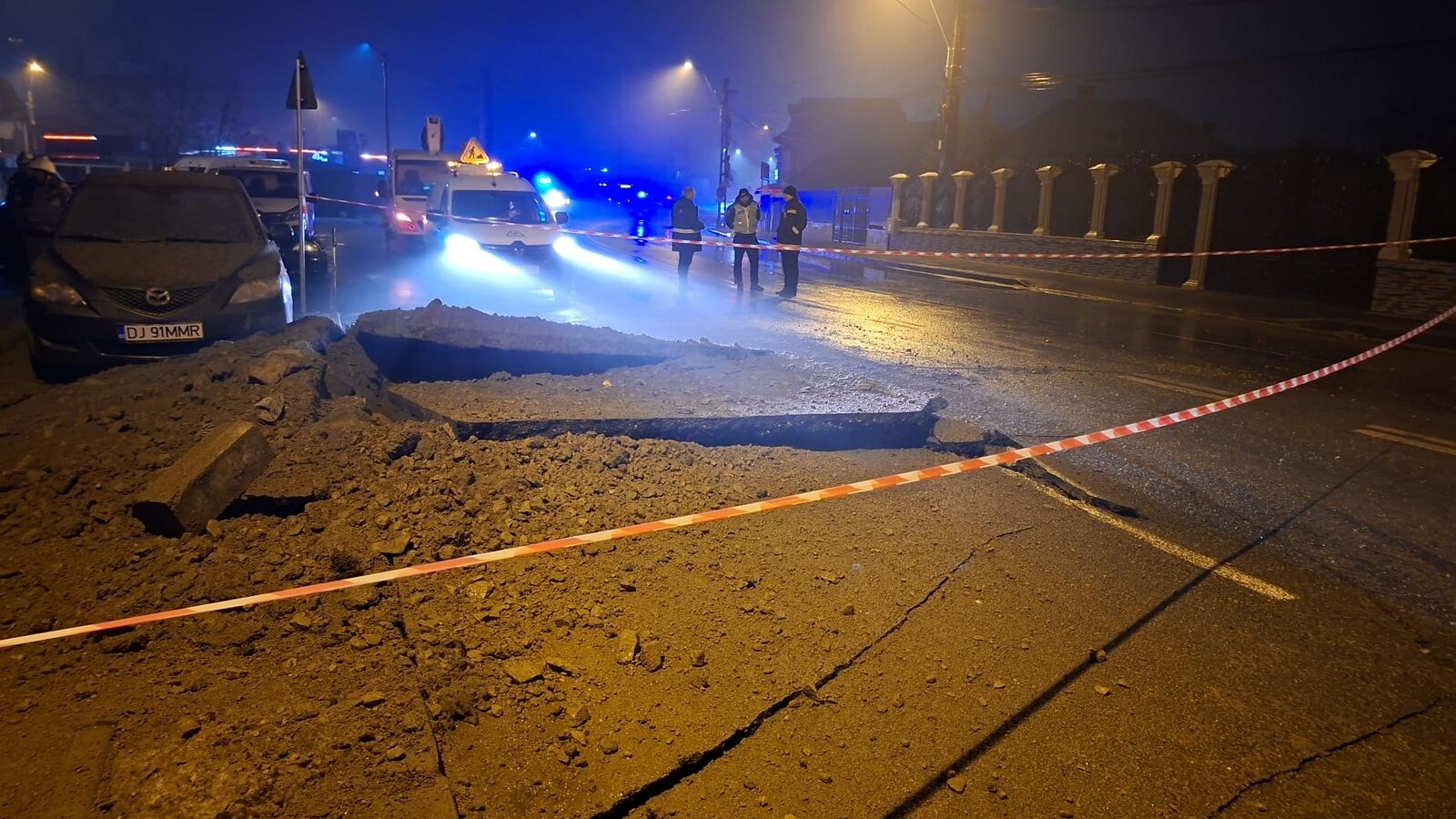O avarie majoră la o conductă de gaz a produs panică în cartierul Craiova și a dus la evacuarea a zeci de locuințe, fiind necesară intervenția rapidă a autorităților