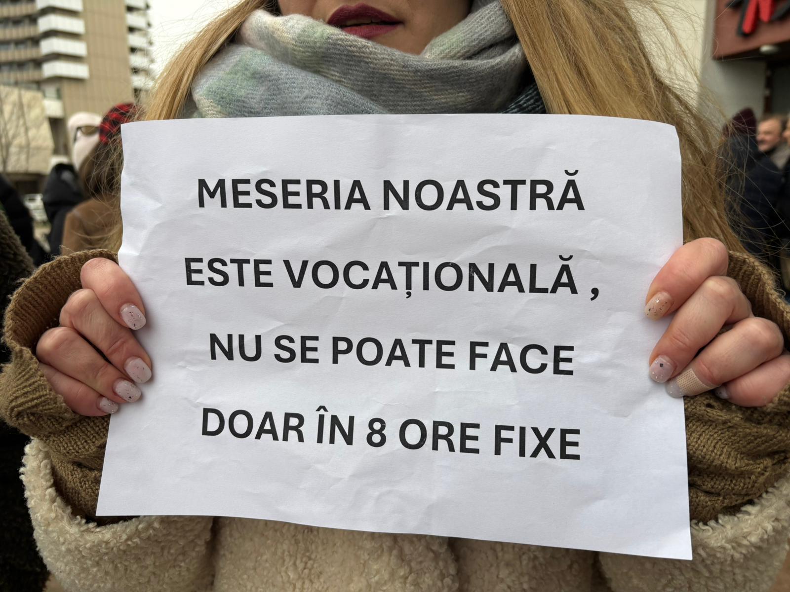Modificare majoră în legislația culturală: O nouă reglementare pentru evidența timpului de lucru al personalului de spectacole Ministerul Culturii anunță că se pregătește o modificare semnificativă a Ordonanței 21/2007, legislație esențială pentru funcționarea instituțiilor și companiilor de spectacole sau concerte din țară