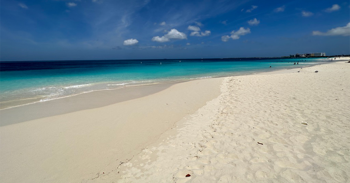 aruba-eagle-beach-sand.jpg