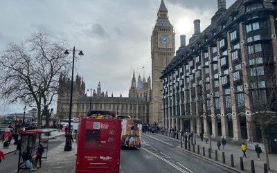 big-ben-double-decker-turisti-londra.jpg