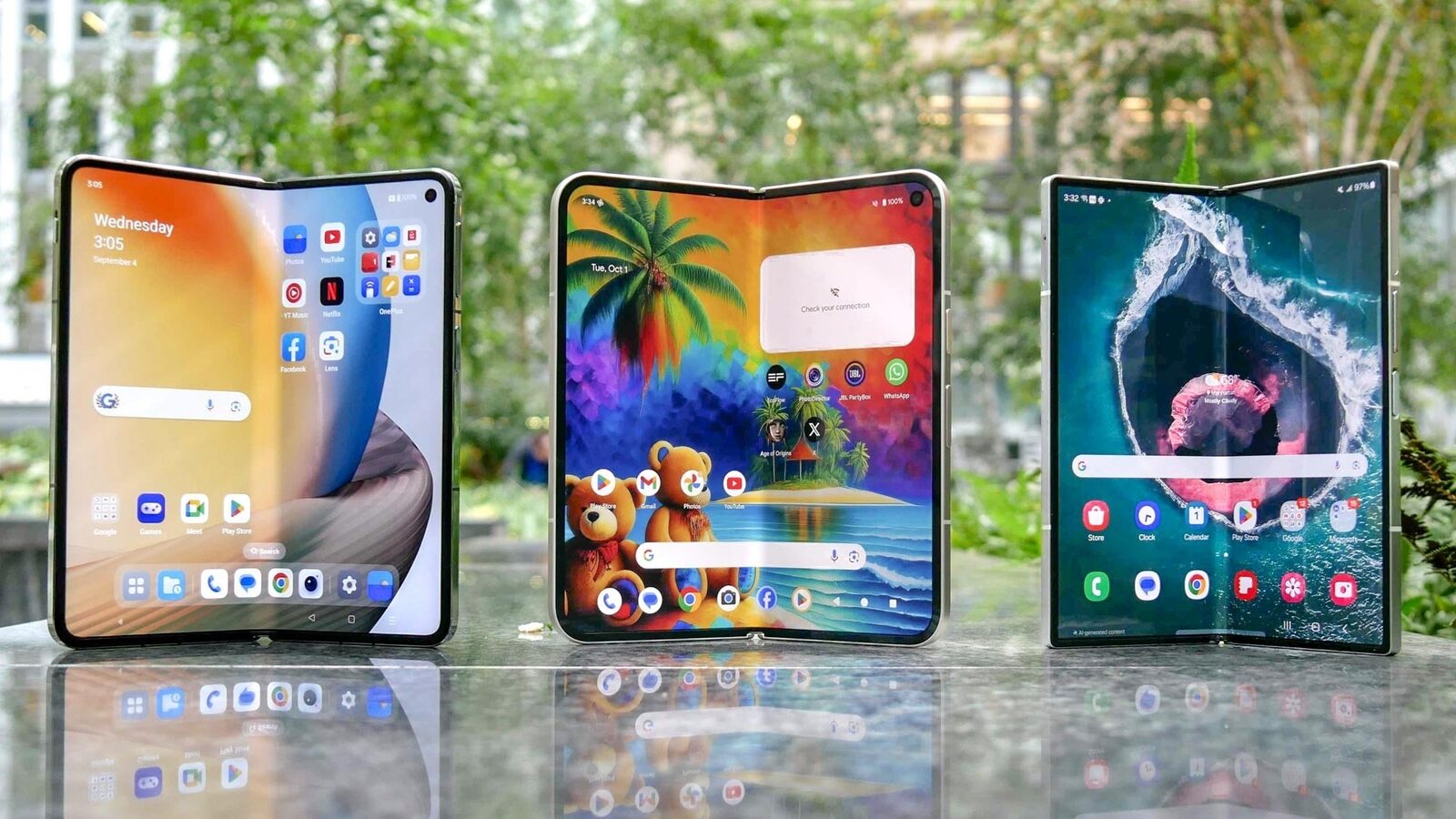 Pliabilele „book” cu Android, candidate la dominarea pieței în 2026