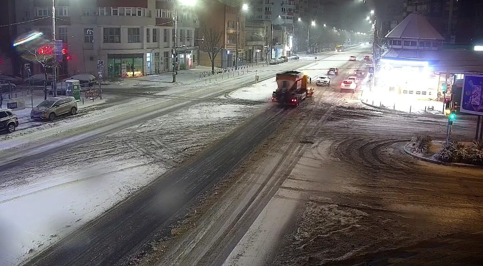 Primăvara this, Bucureștiul se pregătește pentru o furtună de zăpadă: un strat serios de nea, de până la 50 de centimetri, se așteaptă în oraș începând cu această seară, când codul portocaliu de ninsori și viscol intră în vigoare la ora 20:00