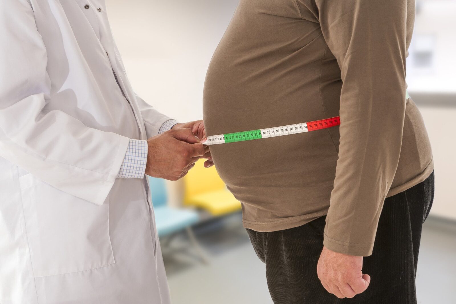 Obezitatea, un flagel al epocii moderne, contribuie semnificativ la mortalitatea provocată de boli infecțioase, conform unui studiu recent care evidențiază impactul devastator asupra sănătății globale
