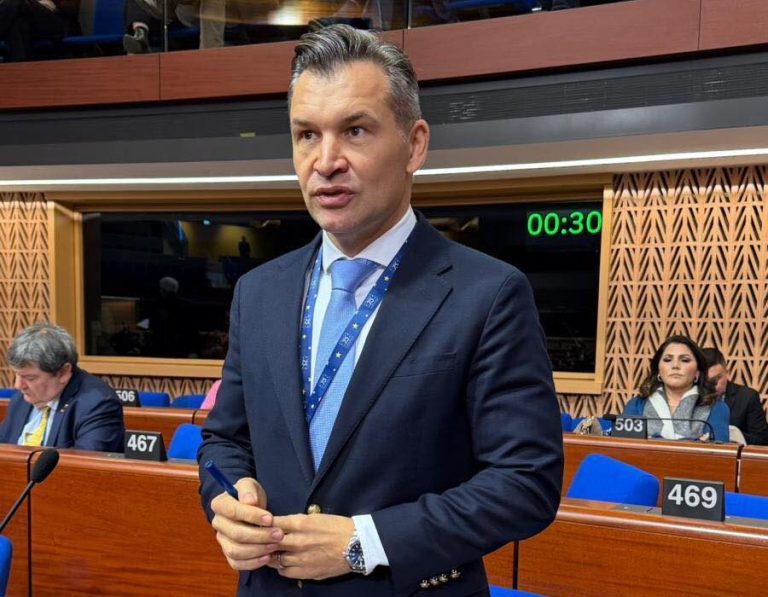 Președintele PNL Sector 4 nu vede o problemă în planurile lui Bolojan de schimbare