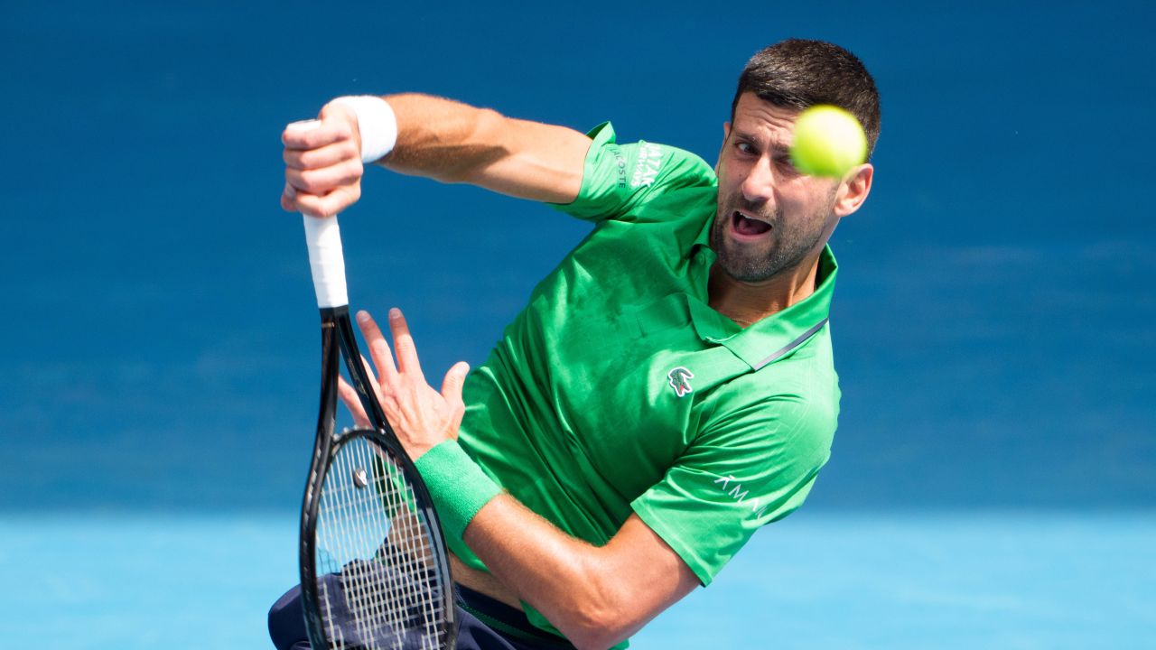 Djokovic și Tsonga: O Amintire Istorică Din 2005 În urmă cu 18 ani, doi tineri talentați ai tenisului mondial, Novak Djokovic și Jo-Wilfried Tsonga, au scris o pagină de istorie în cadrul Australian Open