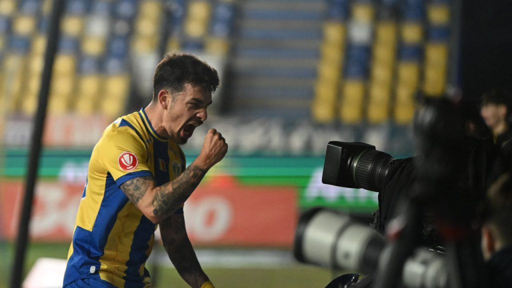 petrolul-ploiesti-fc-arges-superliga-superbet-13022026.jpg