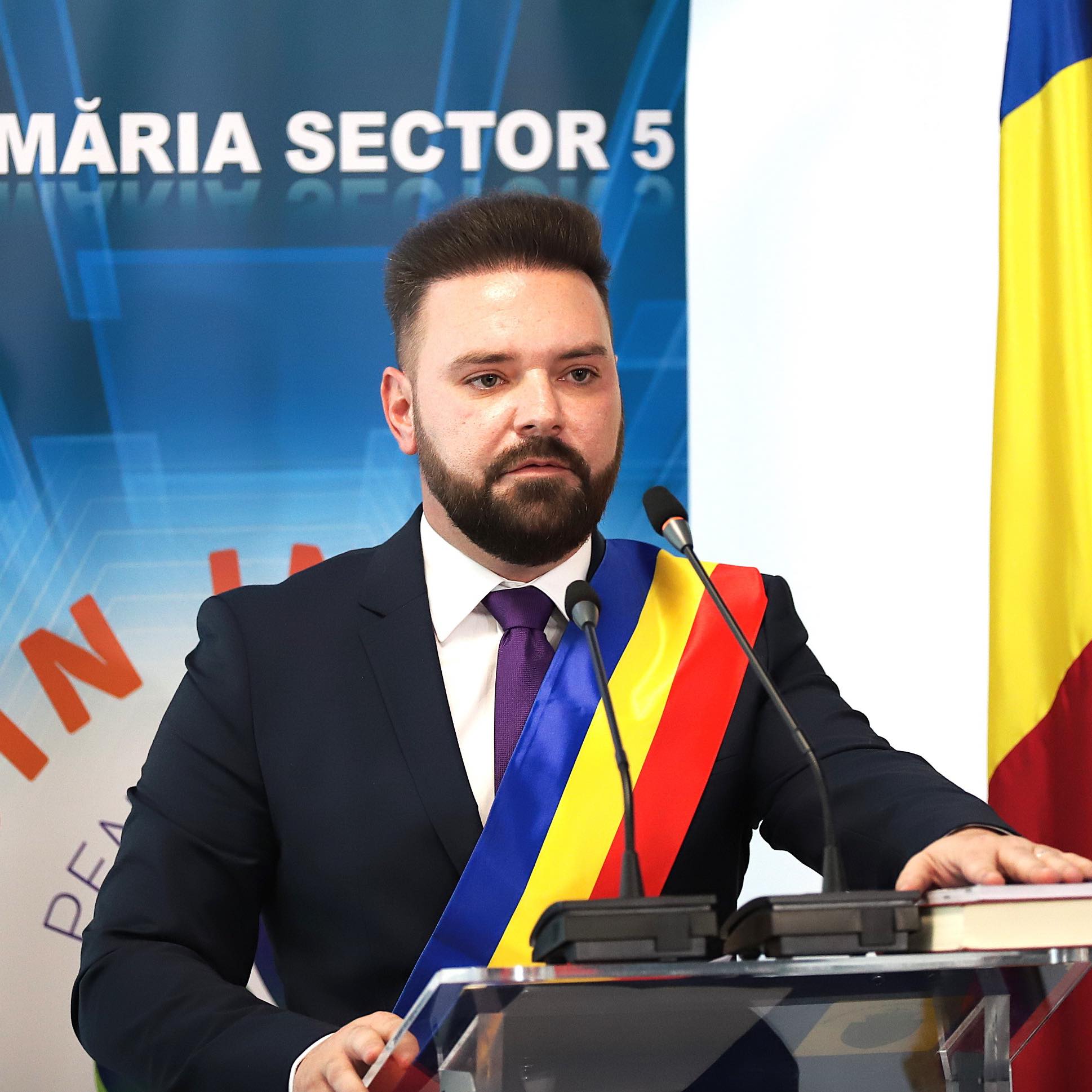 DNA efectuează percheziții la Primăria Sectorului 5
