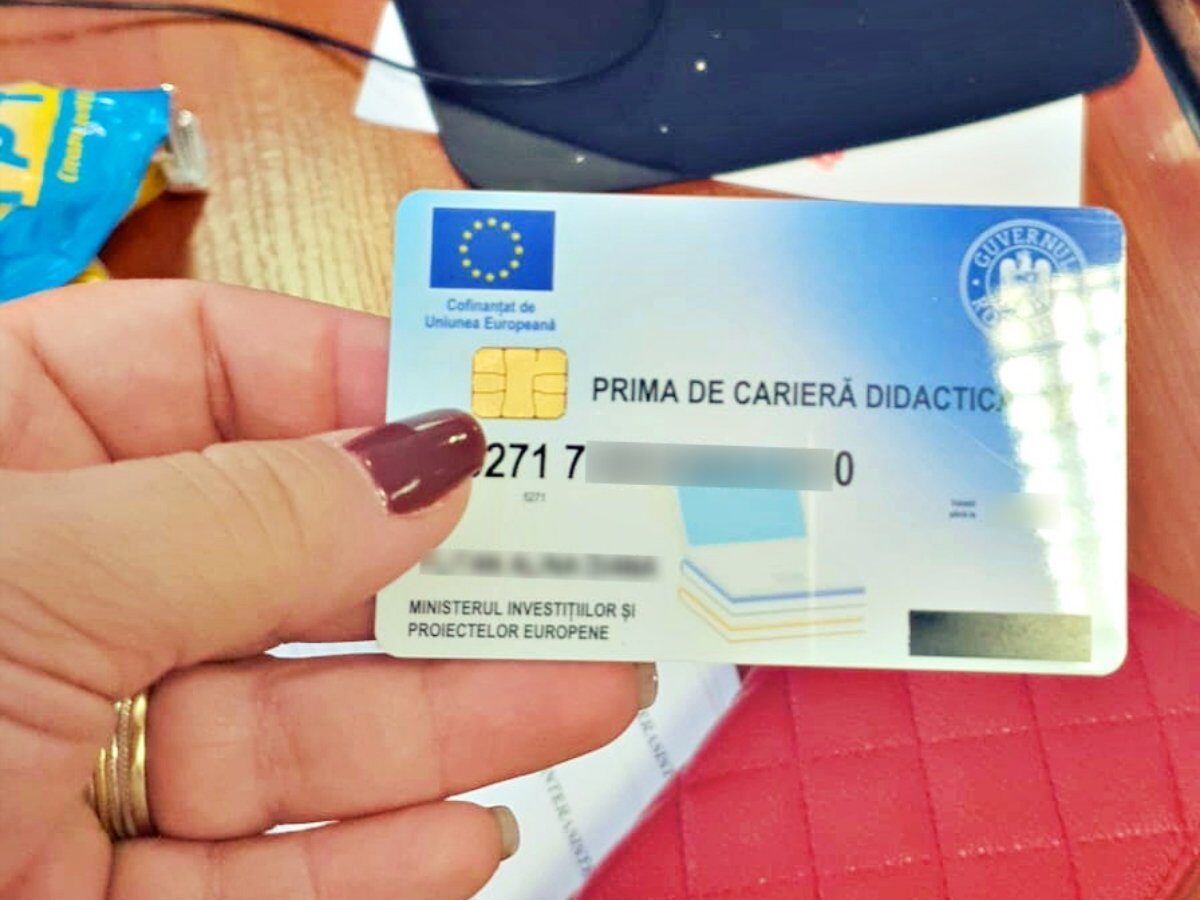 Profesoarii români așteaptă de mai bine de două luni banii pentru prima de carieră aferentă anului 2025