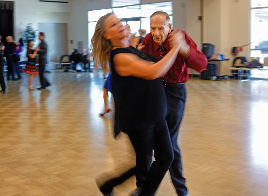 Dancers in the Bay Area’s vibrant ballroom scene call it a ‘fountain of youth’ – The Mercury News