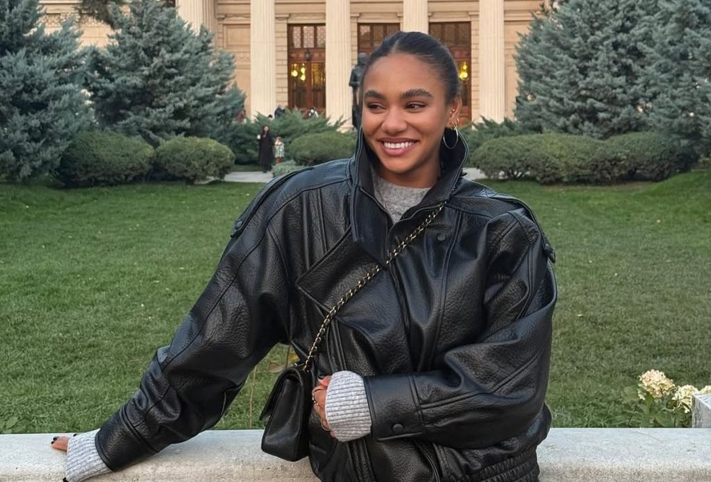 „Oameni amabili, dar secretele tăcute din spatele zâmbetului”