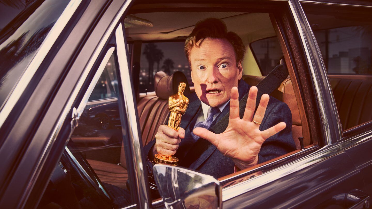 Conan O’Brien, din nou pe scena Oscarurilor: Comedianul își pregătește revenirea, cu umor și melancolie Los Angeles, California – Conan O’Brien, cunoscut pentru umorul său inteligent și auto-ironic, se pregătește să revină pe scena Oscarurilor