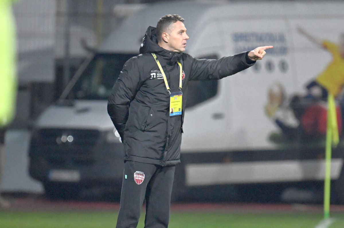 Argeș: Doi fotbaliști au ieșit în evidență, dar o spun greu