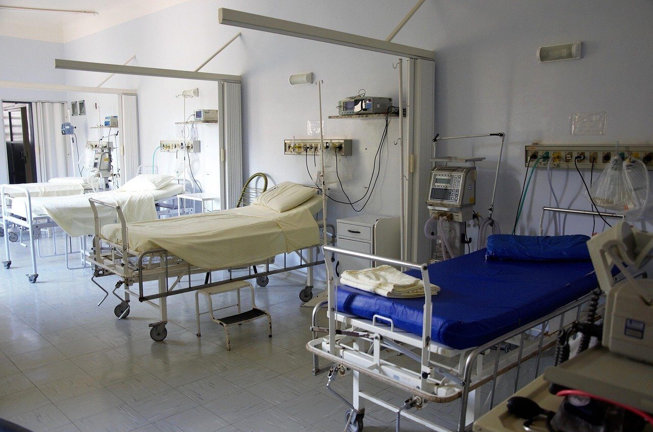 O tânără diagnosticată cu o formă rară de cancer a murit la începutul lunii martie, în ciuda eforturilor impresionante de a strânge fonduri pentru un tratament inovator în Statele Unite