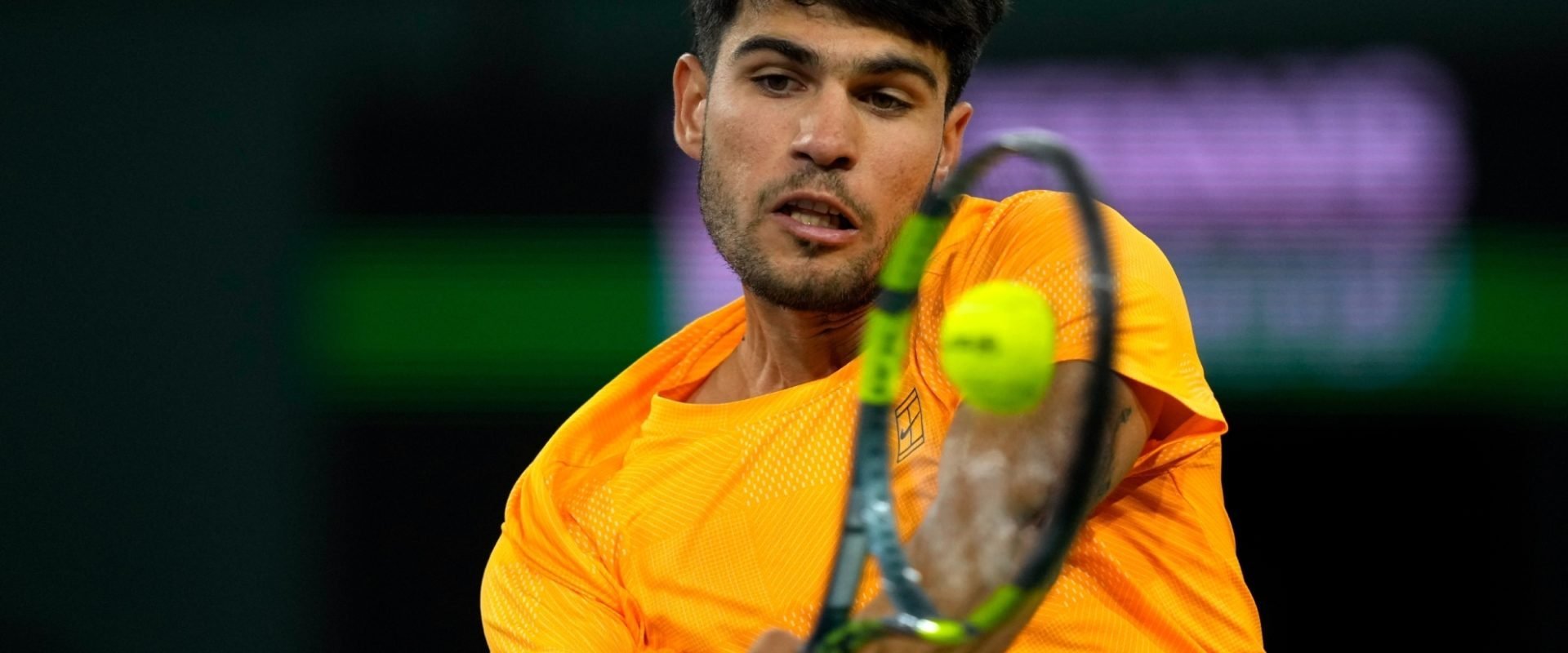 Alcaraz vs Medvedev: Semifinala de la Indian Wells, un duel de gală Carlos Alcaraz și Daniil Medvedev se înfruntă în semifinalele Masters 1000 de la Indian Wells