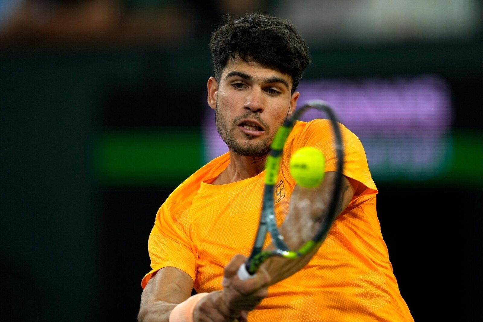 Alcaraz vs Medvedev: Semifinala de la Indian Wells, un duel de gală Carlos Alcaraz și Daniil Medvedev se înfruntă în semifinalele Masters 1000 de la Indian Wells